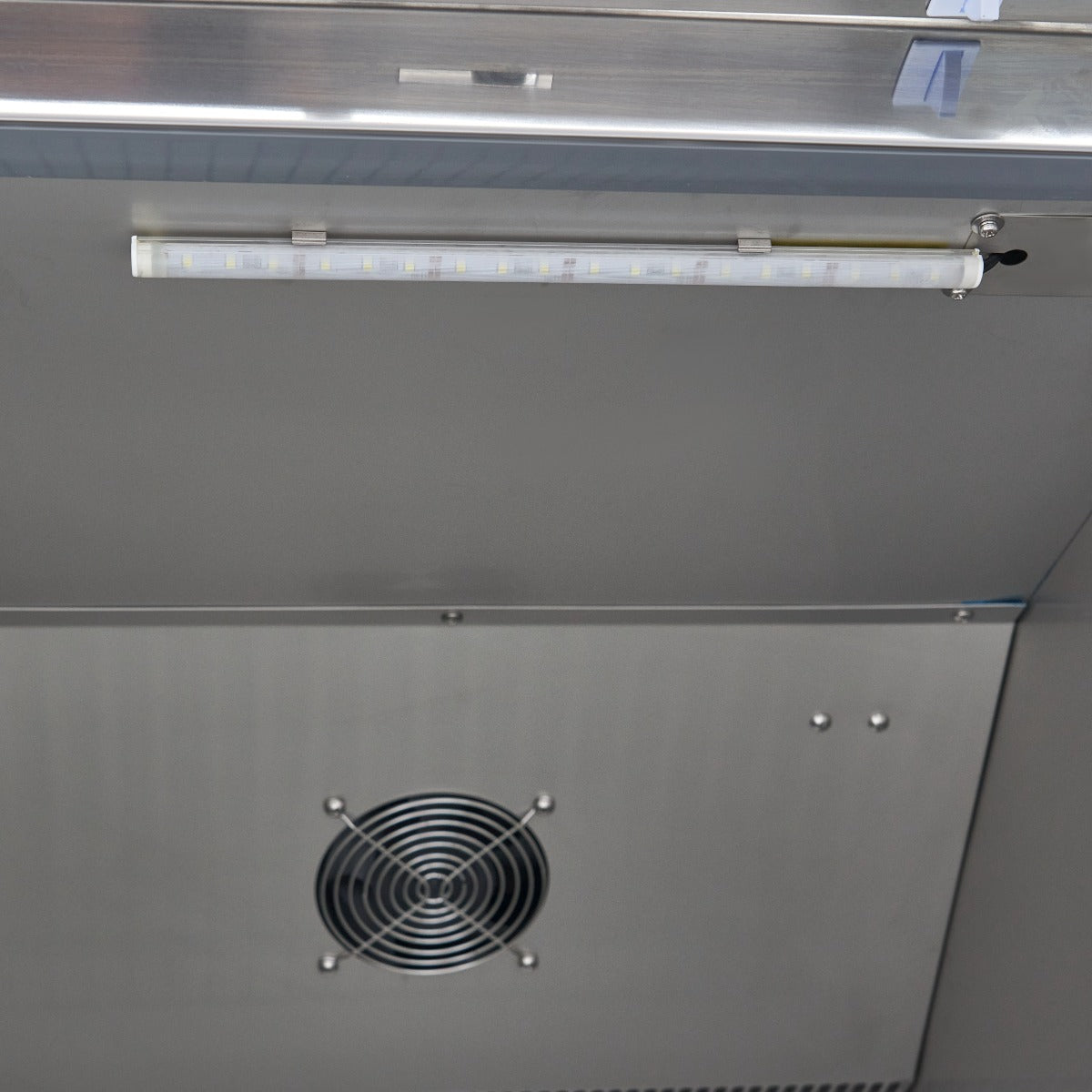 Frigorífico - Profissional - 600L - 3 prateleiras reguláveis (2/1 GN) - aço inoxidável - com porta de vidro